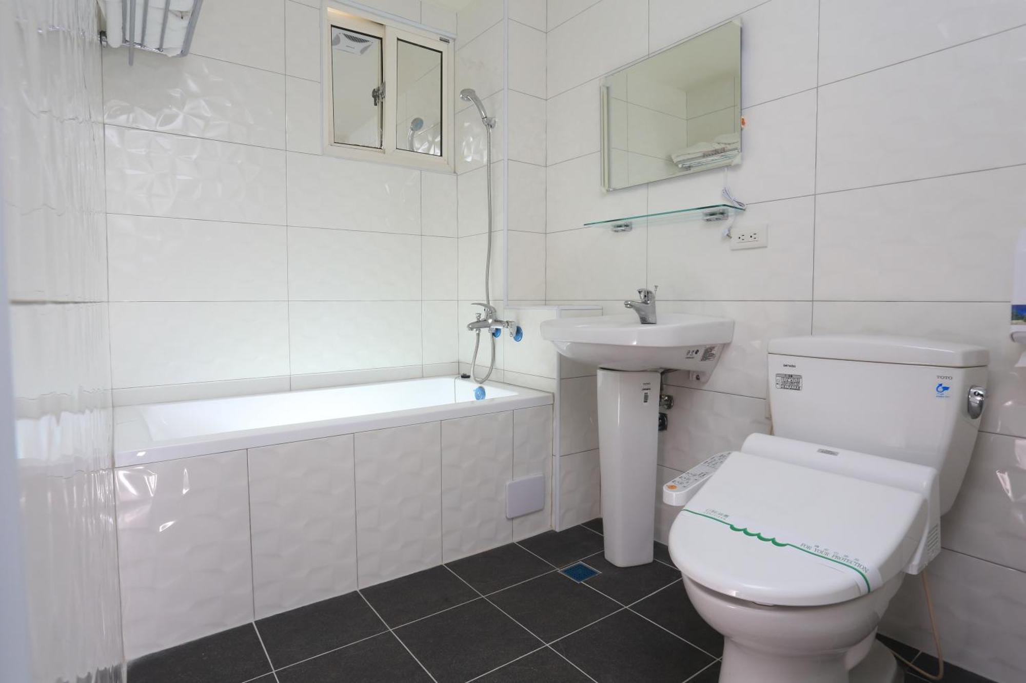 Guo Chen Hotel La Đông Ngoại thất bức ảnh